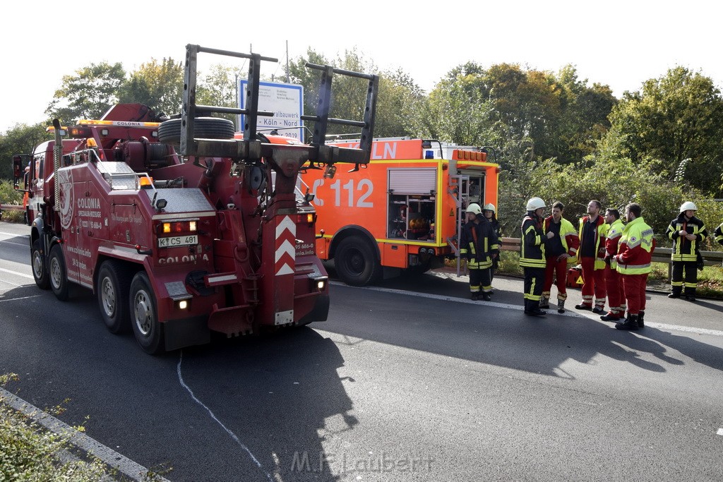 Schwerer VU PKlemm A 57 Rich Innenstadt Hoehe Koeln Chorweiler P232.JPG - Miklos Laubert